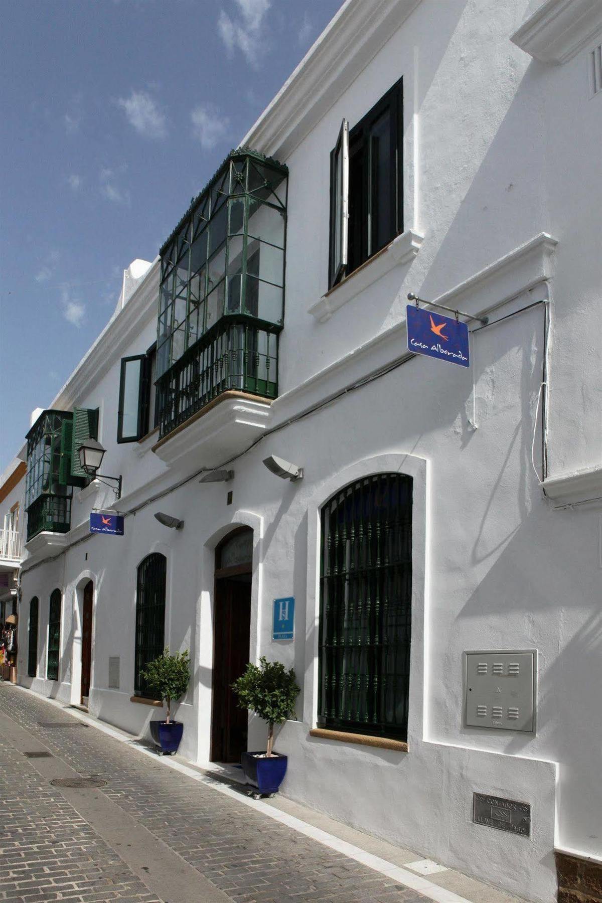 Hostal Casa Alborada Conil De La Frontera Exterior photo